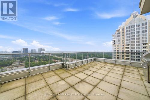 Uph 03 - 8 Rean Drive, Toronto, ON - Outdoor