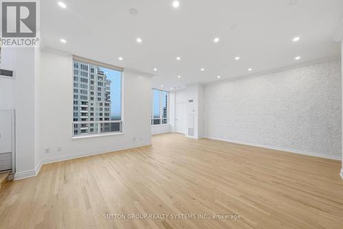 Uph 03 - 8 Rean Drive, Toronto, ON - Indoor Photo Showing Other Room