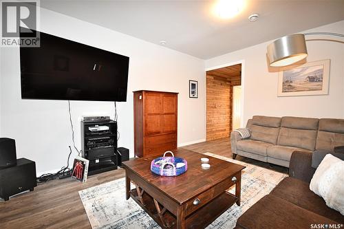 17 Tranquility Drive, Cowan Lake, SK - Indoor Photo Showing Living Room