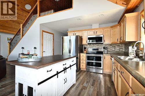 17 Tranquility Drive, Cowan Lake, SK - Indoor Photo Showing Kitchen With Upgraded Kitchen