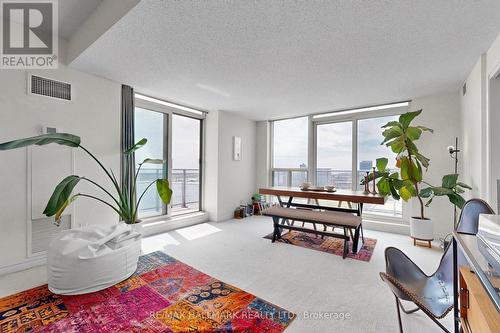 1516 - 410 Queens Quay W, Toronto, ON - Indoor