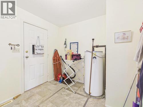 14 Poplar Court, Osoyoos, BC - Indoor Photo Showing Other Room