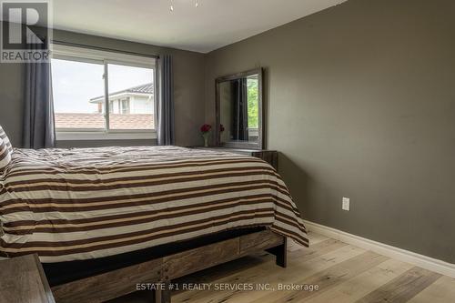 43 Dyer Street, St. Thomas, ON - Indoor Photo Showing Bedroom
