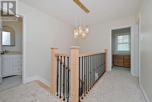 1077 Anna Maria Avenue, Innisfil, ON - Indoor Photo Showing Other Room