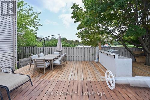 1077 Anna Maria Avenue, Innisfil, ON - Outdoor With Deck Patio Veranda With Exterior
