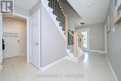 1077 Anna Maria Avenue, Innisfil, ON - Indoor Photo Showing Other Room