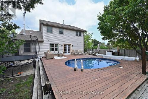 1077 Anna Maria Avenue, Innisfil, ON - Outdoor With Deck Patio Veranda With Exterior