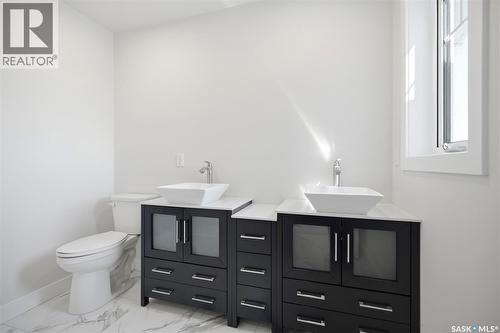 145 Emma Crescent, Martensville, SK - Indoor Photo Showing Bathroom