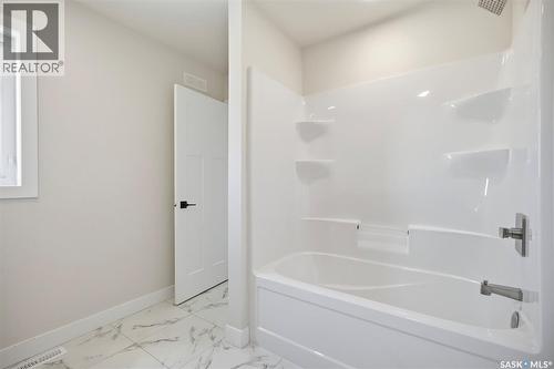 145 Emma Crescent, Martensville, SK - Indoor Photo Showing Bathroom