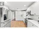 364 Collingwood Drive, Kamloops, BC  - Indoor Photo Showing Kitchen With Upgraded Kitchen 