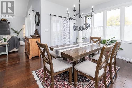 6 Macneil Court, Brantford, ON - Indoor Photo Showing Dining Room
