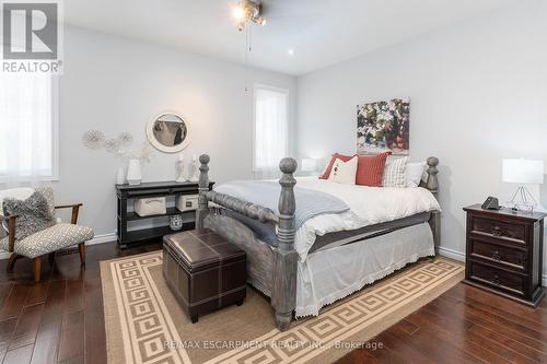 6 Macneil Court, Brantford, ON - Indoor Photo Showing Bedroom