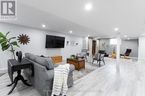 6 Macneil Court, Brantford, ON - Indoor Photo Showing Other Room