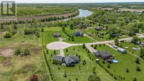 6 Macneil Court, Brantford, ON - Outdoor With View