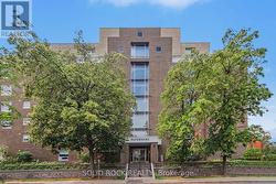 303 - 30 CHARLEVOIX STREET  Ottawa, ON K1L 8K5