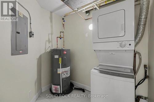 303 - 30 Charlevoix Street, Ottawa, ON - Indoor Photo Showing Laundry Room