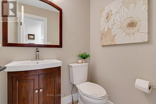 142 Deer Ridge Drive, Kitchener, ON - Indoor Photo Showing Bathroom