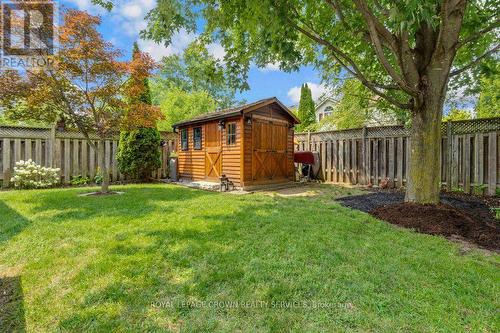 142 Deer Ridge Drive, Kitchener, ON - Outdoor