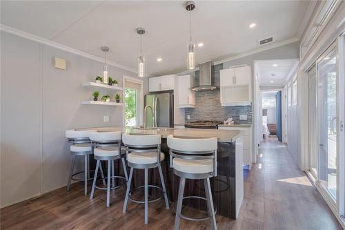 110 37116 37N Road, Ste Anne Rm, MB - Indoor