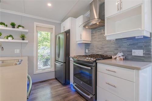 110 37116 37N Road, Ste Anne Rm, MB - Indoor Photo Showing Kitchen With Upgraded Kitchen