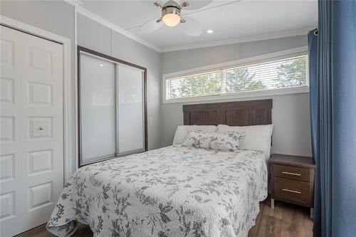110 37116 37N Road, Ste Anne Rm, MB - Indoor Photo Showing Bedroom
