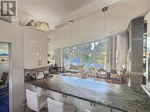 33 Blue Forest Drive, Toronto, ON - Indoor