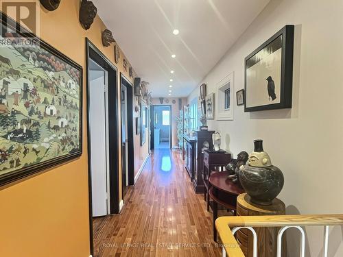 33 Blue Forest Drive, Toronto, ON - Indoor Photo Showing Other Room