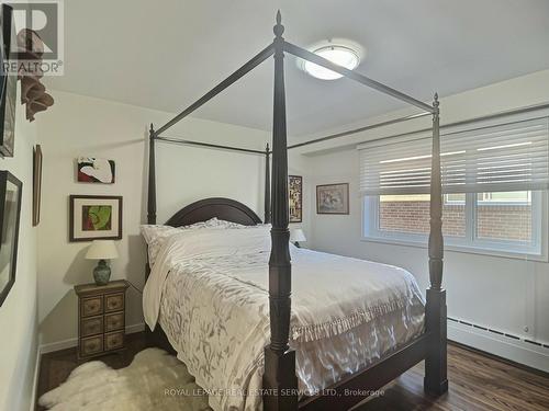 33 Blue Forest Drive, Toronto, ON - Indoor Photo Showing Bedroom