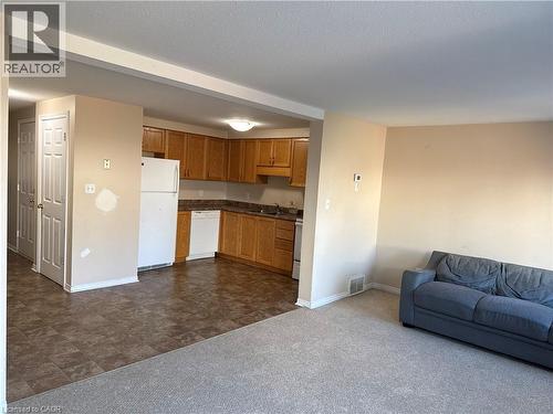 11 Hackberry Street Unit# 1, Kitchener, ON - Indoor Photo Showing Kitchen