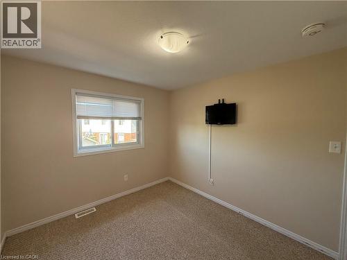 11 Hackberry Street Unit# 1, Kitchener, ON - Indoor Photo Showing Other Room