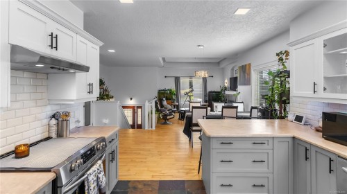2282 Church Hill Dr, Sooke, BC 