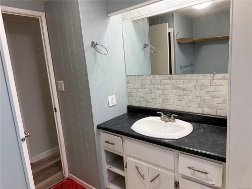 6015 Hunt St, Port Hardy, BC 