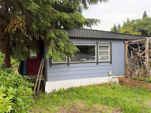 6015 Hunt St, Port Hardy, BC 