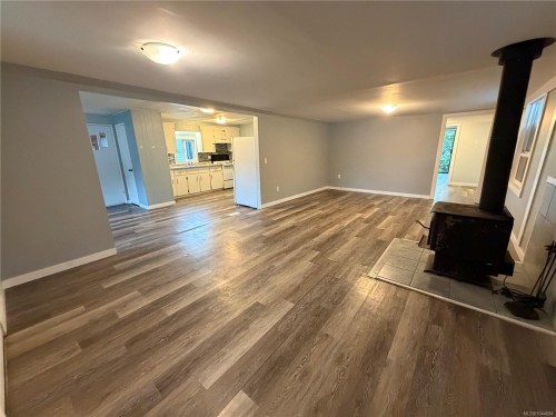 6015 Hunt St, Port Hardy, BC 