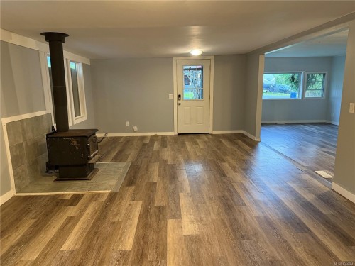 6015 Hunt St, Port Hardy, BC 