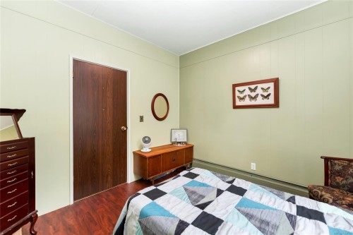 384 Burnside Rd East, Victoria, BC 