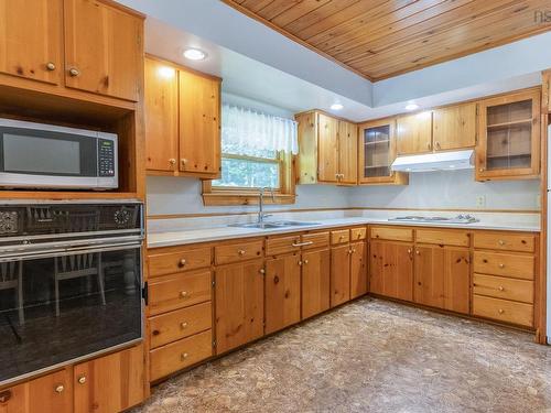 258 Trout Lake Road, West Inglisville, NS - Indoor Photo Showing Kitchen With Double Sink