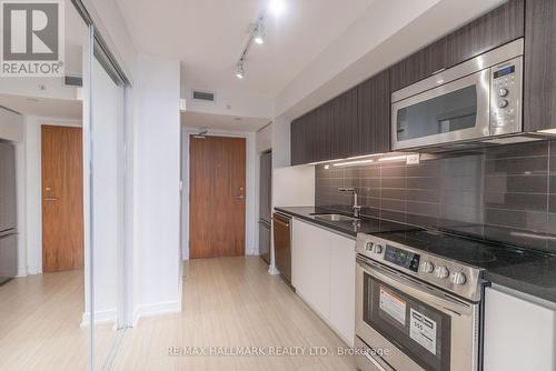 2908 - 85 Queens Wharf Road, Toronto, ON - Indoor Photo Showing Kitchen