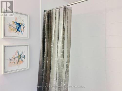 3201 - 5168 Yonge Street, Toronto, ON - Indoor Photo Showing Bathroom