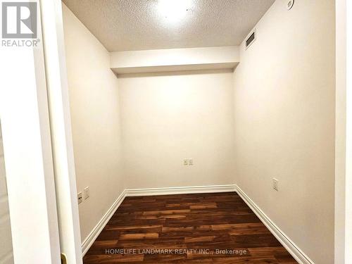 1 Sun Yat Sen Avenue, Markham, ON - Indoor Photo Showing Other Room