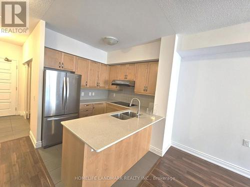 1 Sun Yat Sen Avenue, Markham, ON - Indoor Photo Showing Kitchen With Double Sink