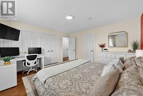 41 Russell Hill Drive, Barrie, ON - Indoor Photo Showing Bedroom