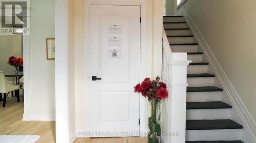 15 Shade Street, Cambridge, ON - Indoor Photo Showing Other Room