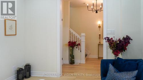 15 Shade Street, Cambridge, ON - Indoor Photo Showing Other Room