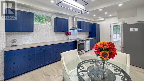 15 Shade Street, Cambridge, ON - Indoor