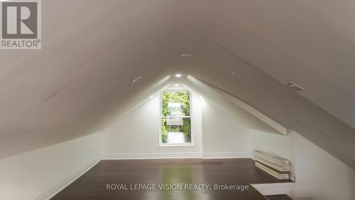 15 Shade Street, Cambridge, ON - Indoor Photo Showing Other Room