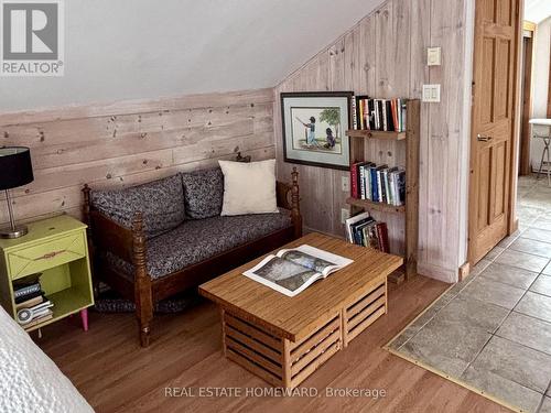 2847 County Rd 10 Road, Prince Edward County, ON - Indoor