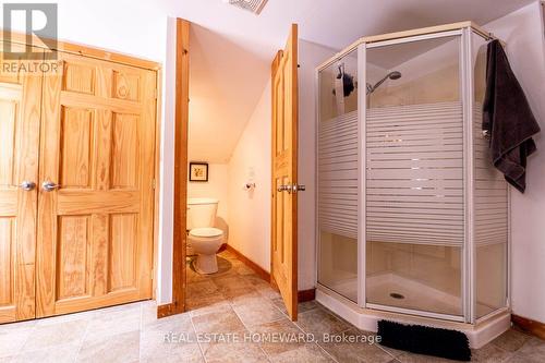 2847 County Rd 10 Road, Prince Edward County, ON - Indoor Photo Showing Bathroom