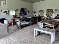 Large Studio ground level facing the water - 