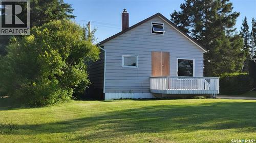 539 Highway Avenue E, Preeceville, SK - Outdoor